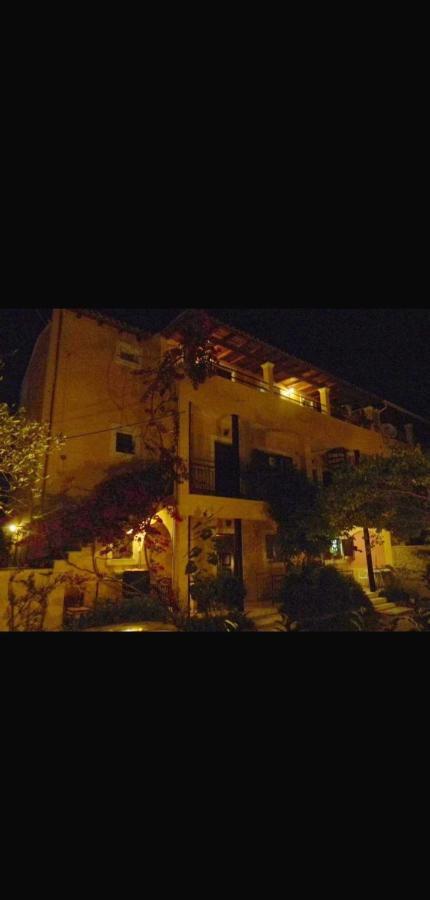 Villa Efterpi Kontokali Exterior photo
