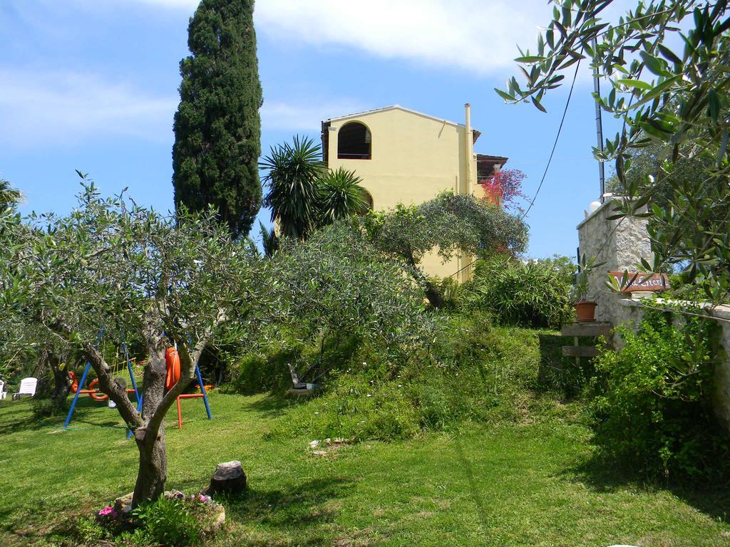 Villa Efterpi Kontokali Exterior photo